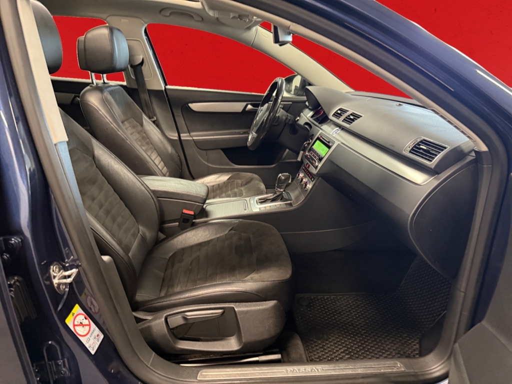 VOLKSWAGEN Passat 2013