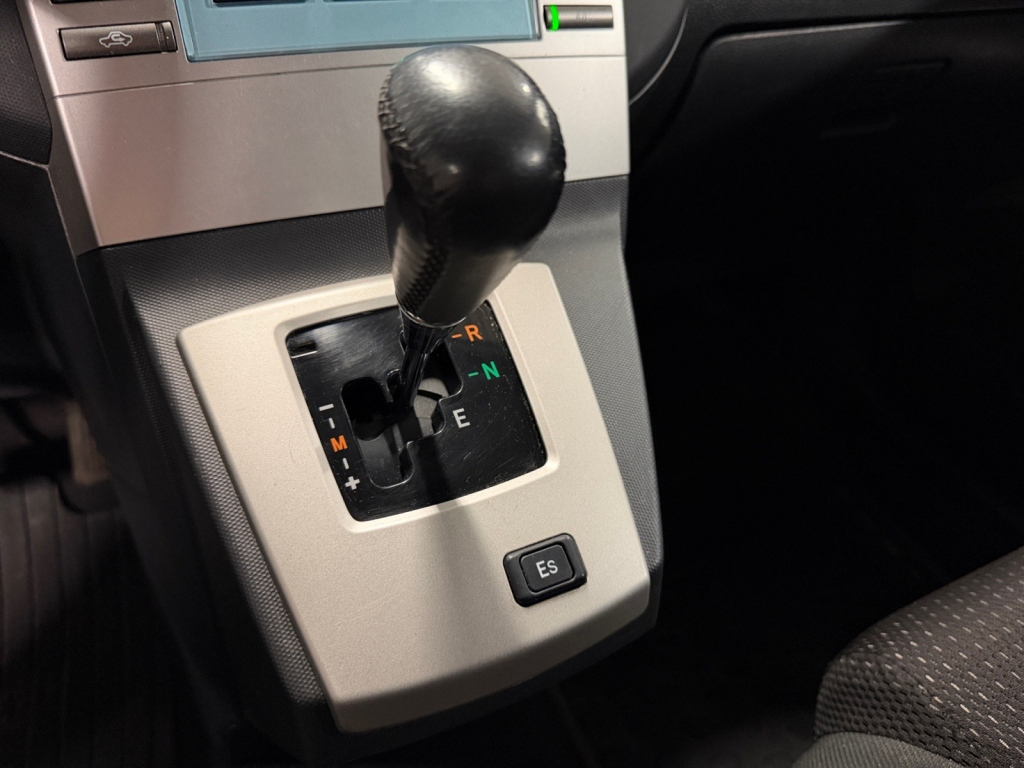 TOYOTA Corolla Verso 2008