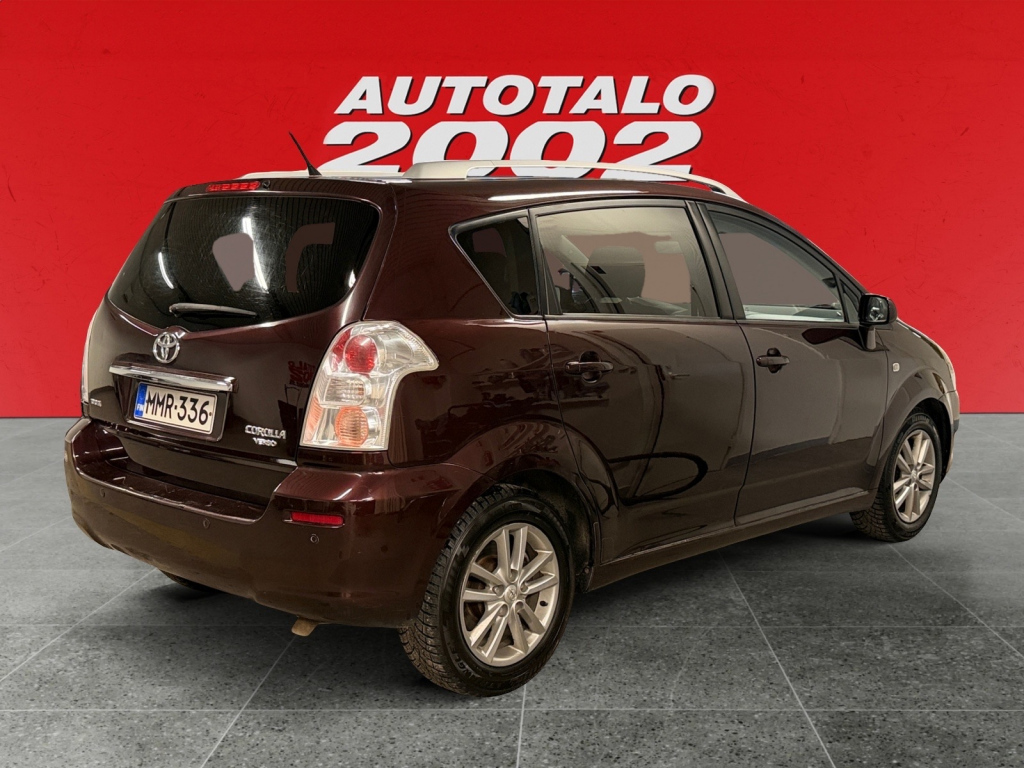 TOYOTA Corolla Verso 2008