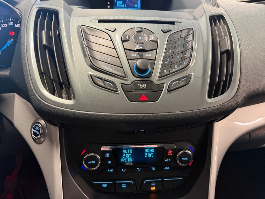 FORD C-Max 21