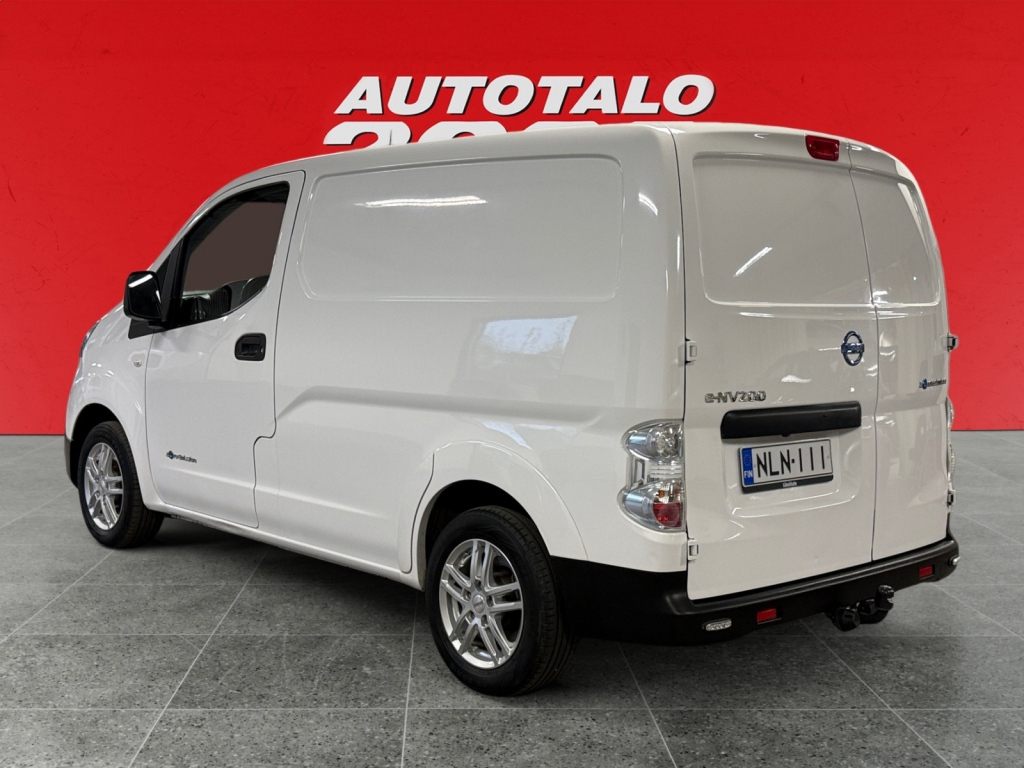 NISSAN e-NV200 2019