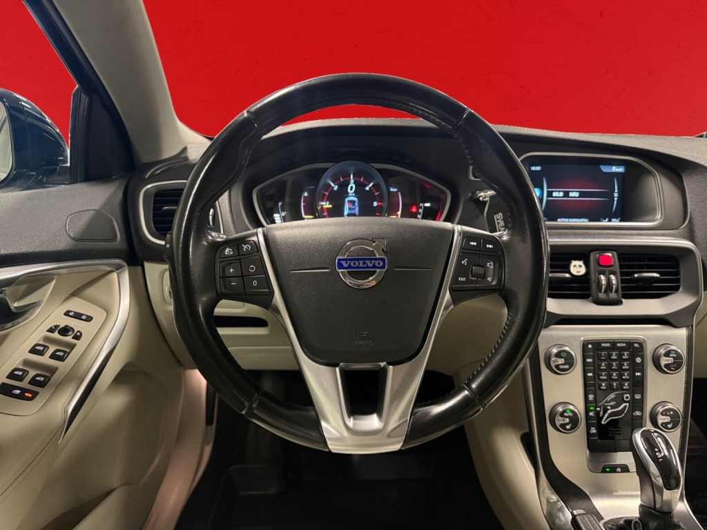 VOLVO V40 Cross Country 2015