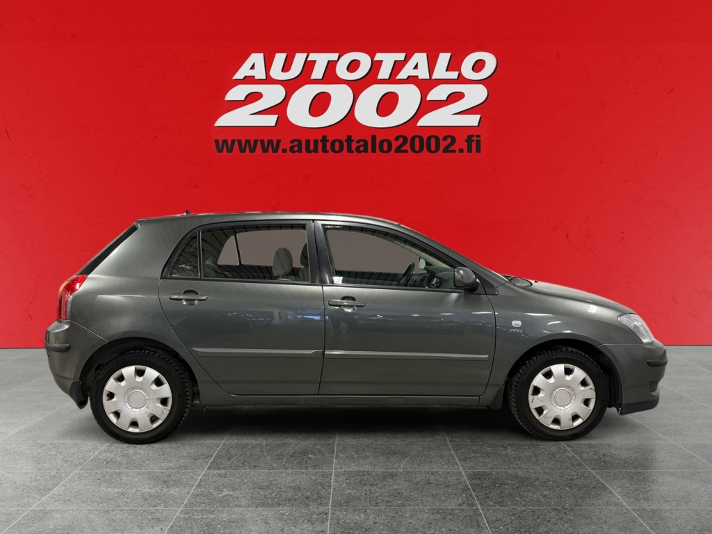 TOYOTA Corolla 2004