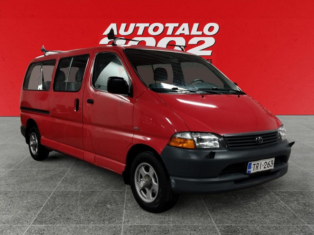 TOYOTA Hiace 2006