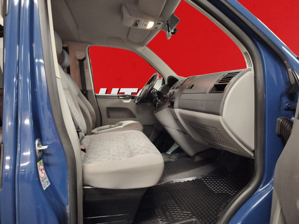 VOLKSWAGEN Caravelle 2009