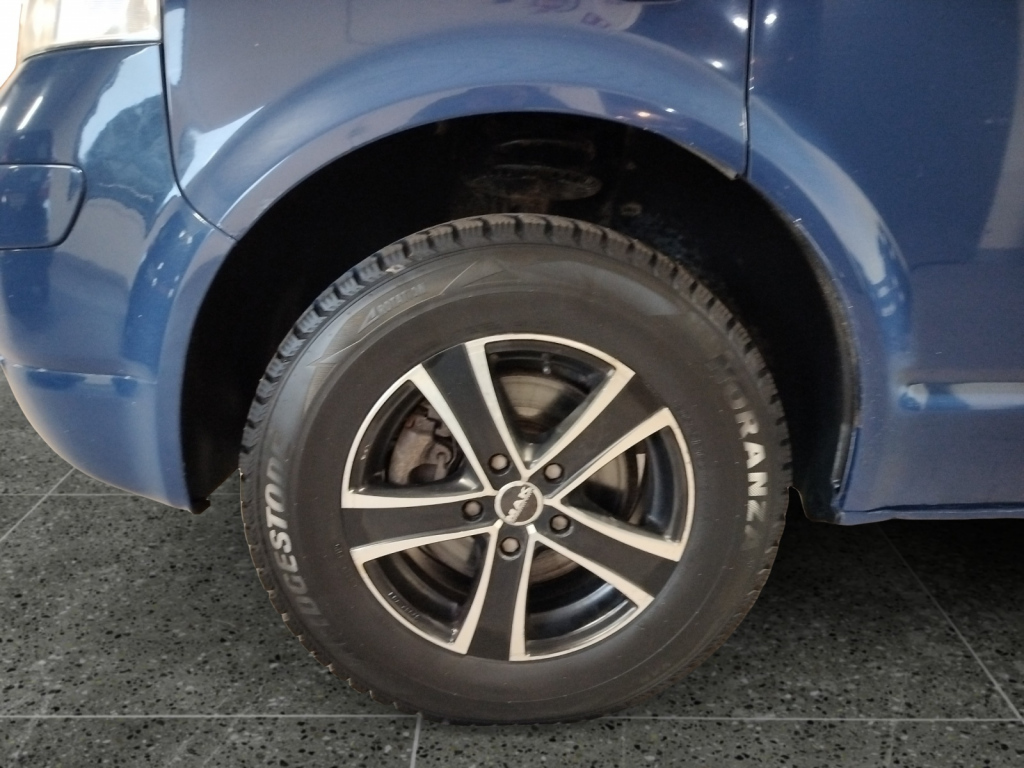 VOLKSWAGEN Caravelle 2009