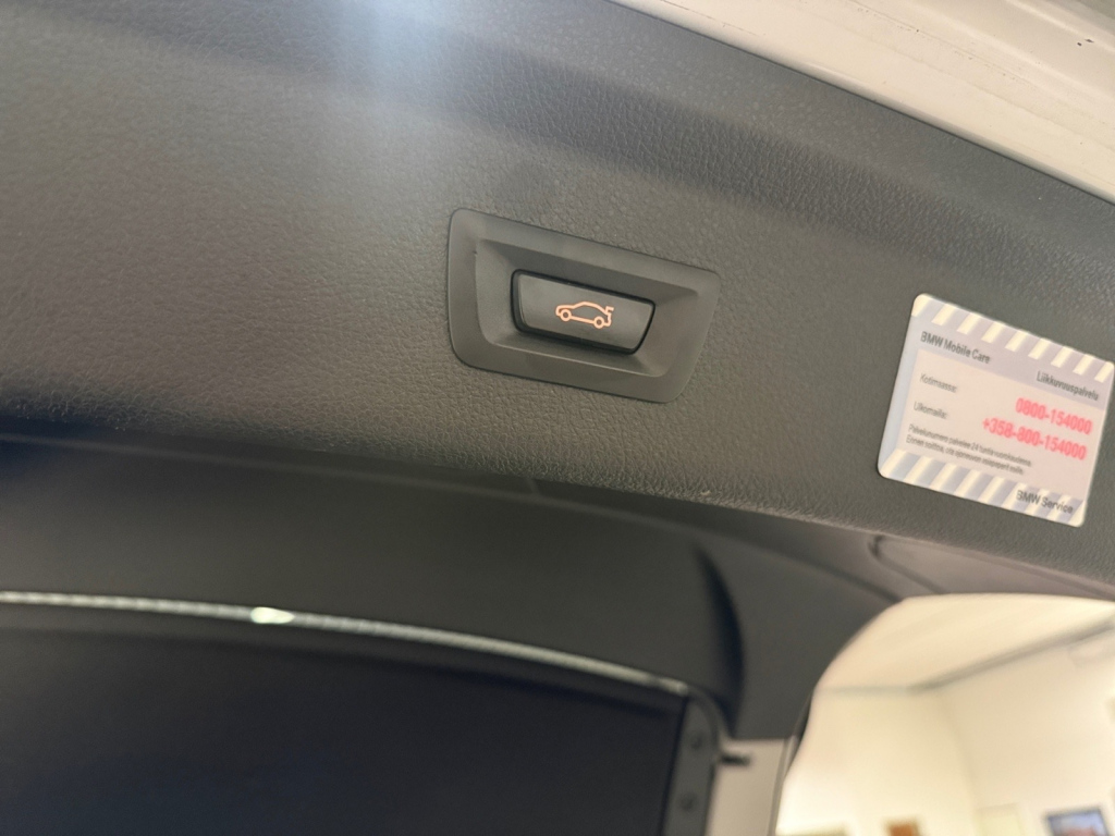 BMW 318 Gran Turismo 2014