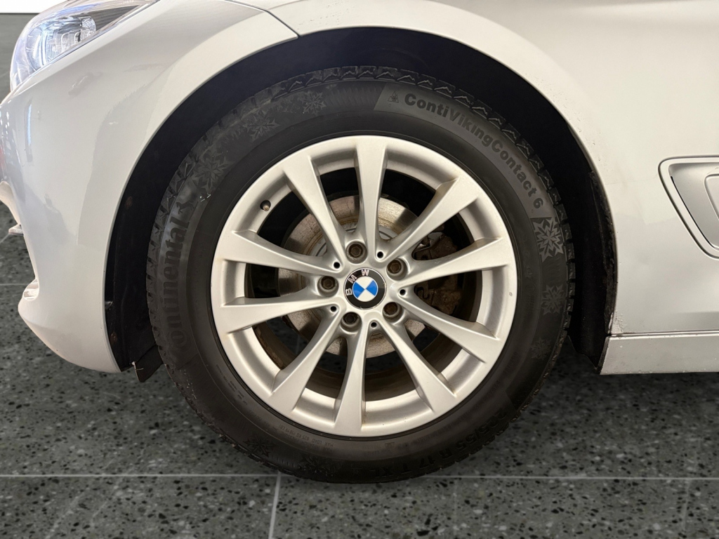 BMW 318 Gran Turismo 2014