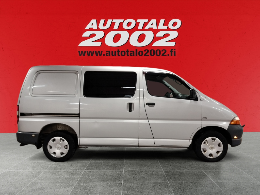 TOYOTA Hiace 2006