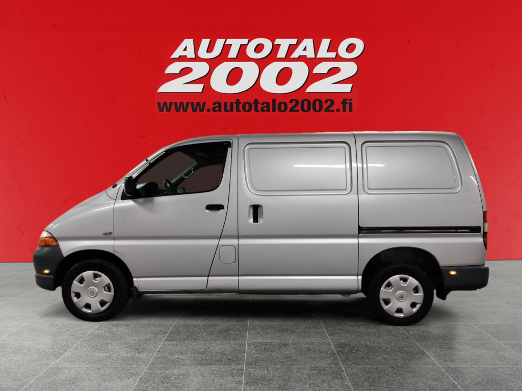 TOYOTA Hiace 2006