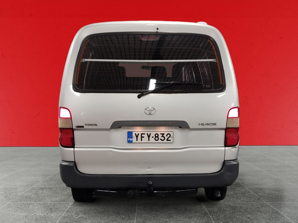 TOYOTA Hiace 2006
