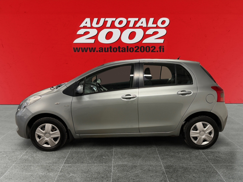 TOYOTA Yaris 2008