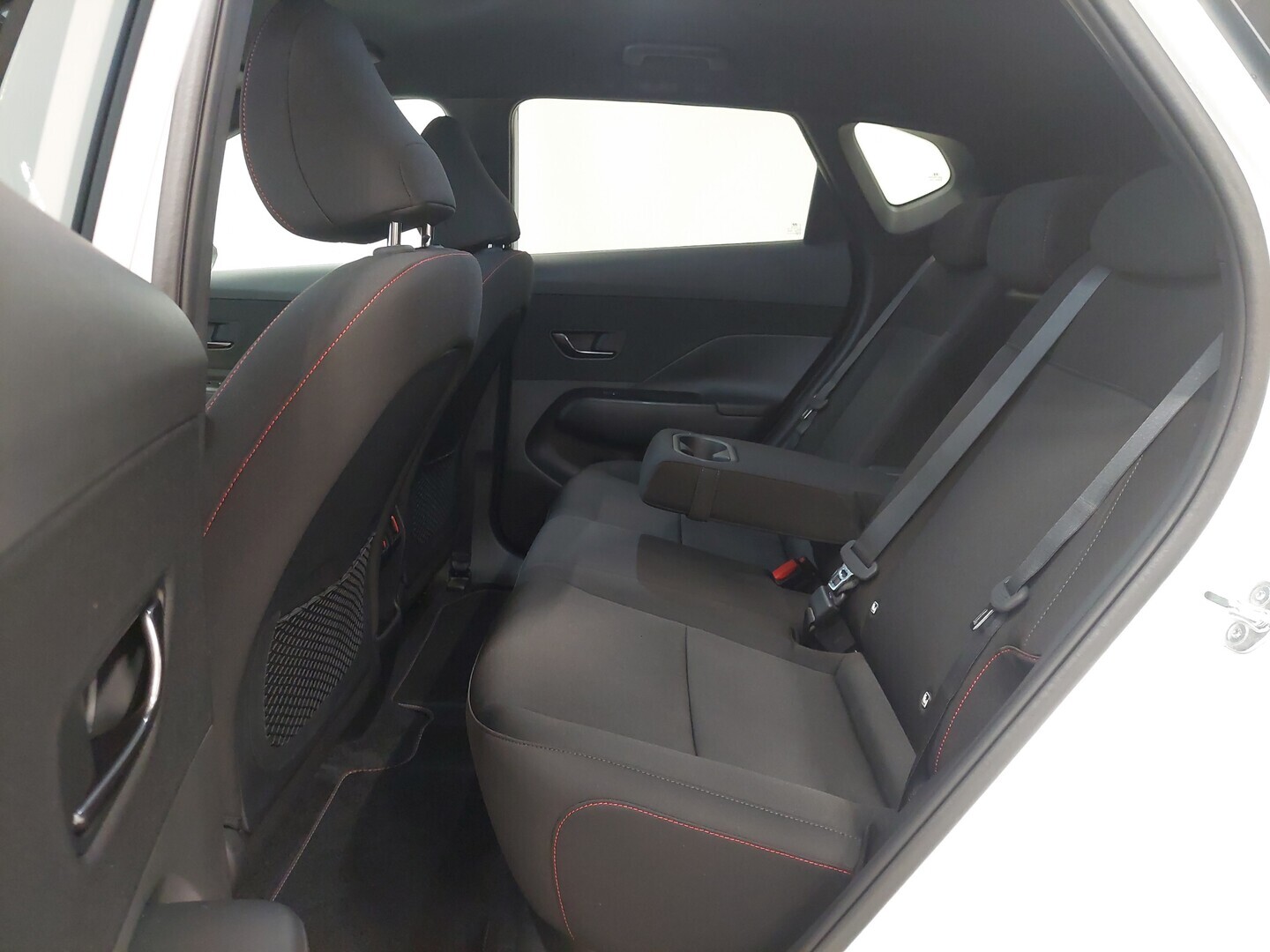 HYUNDAI KONA ELECTRIC 2025