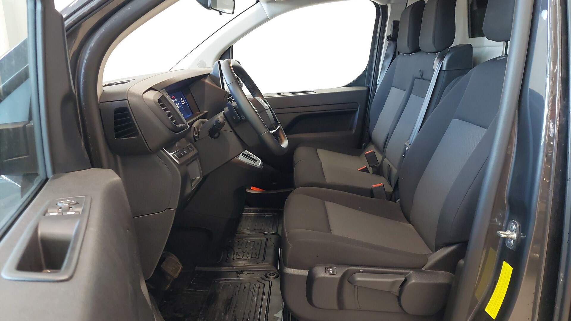 TOYOTA PROACE 8