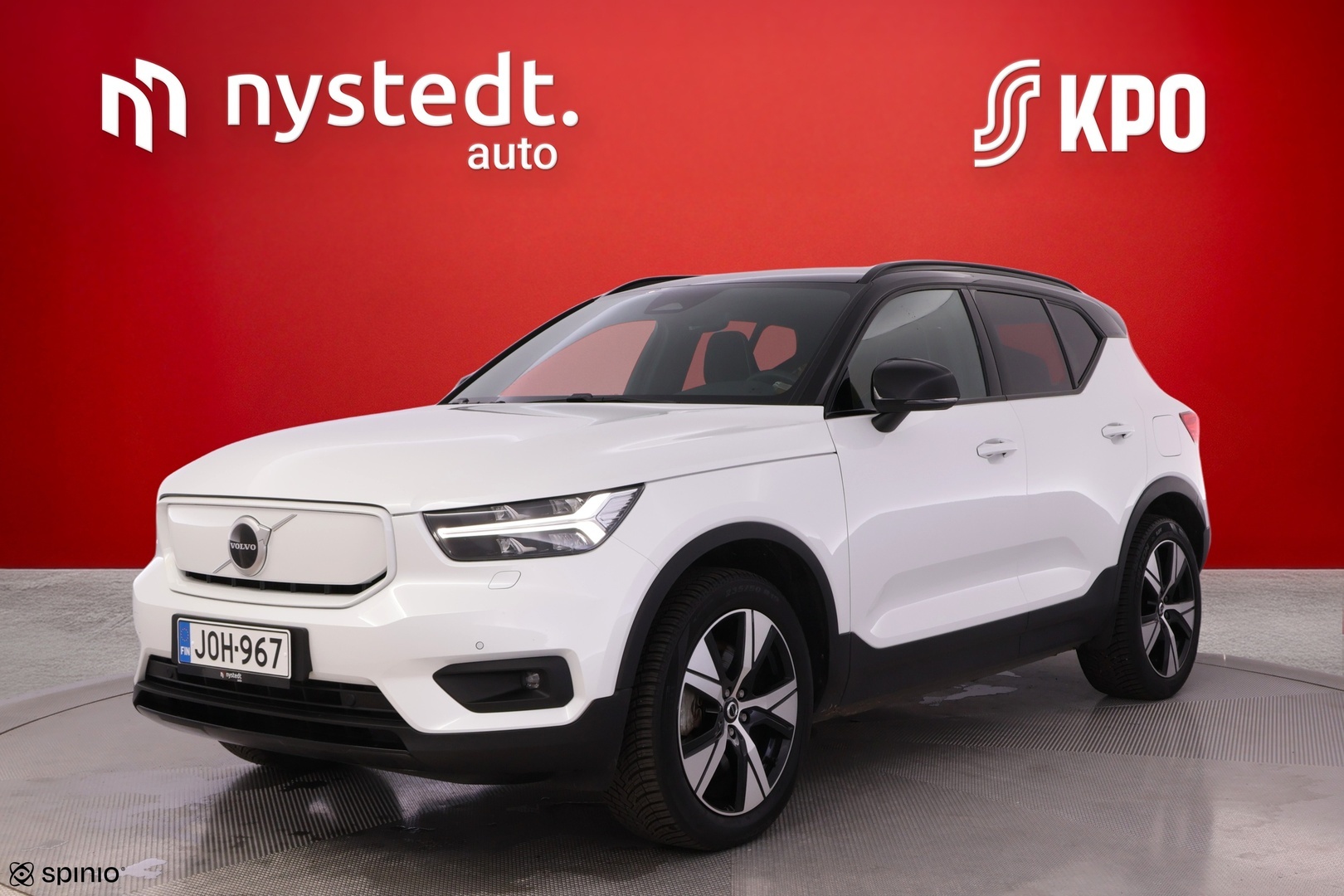VOLVO XC40 2022