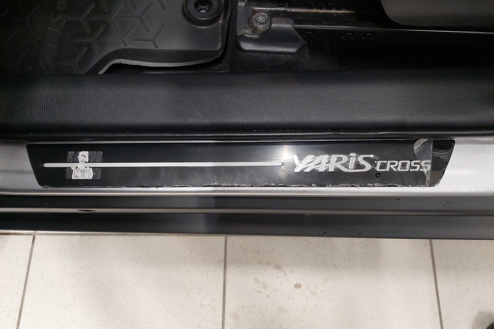 TOYOTA Yaris Cross 2022