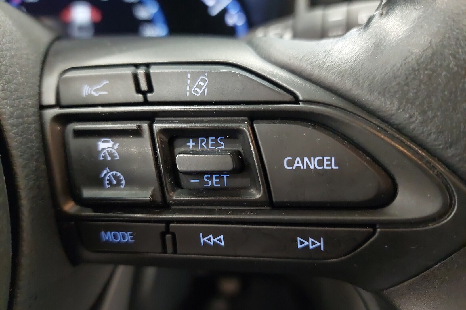 TOYOTA Yaris Cross 2022