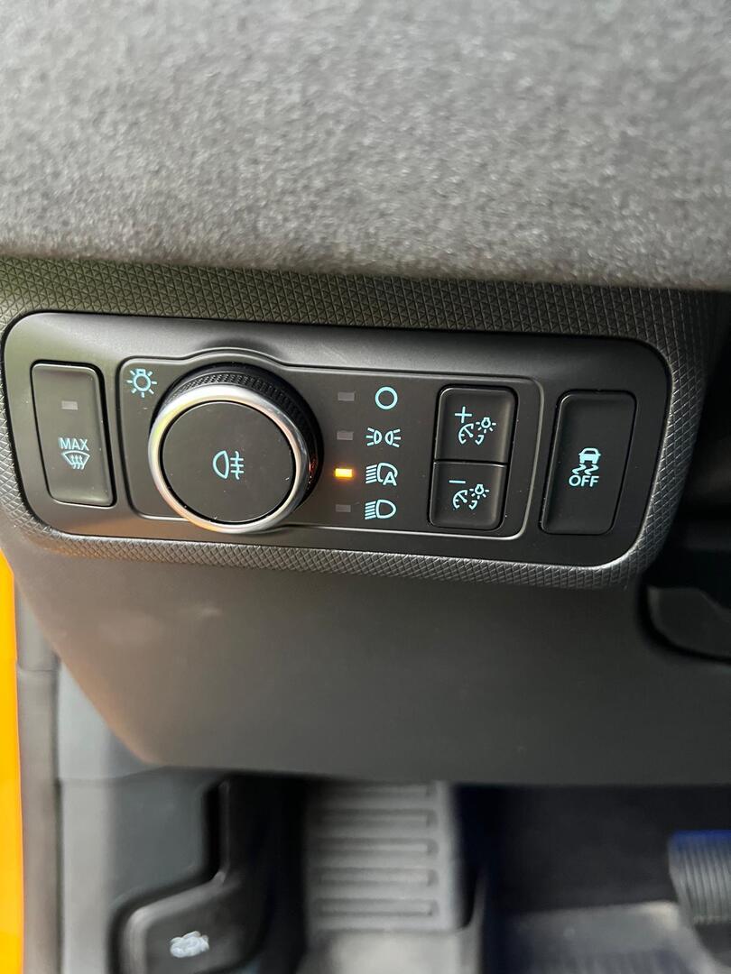 FORD MUSTANG MACH-E 2023