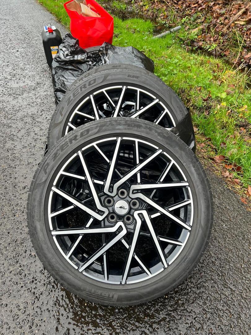 FORD MUSTANG MACH-E 2023