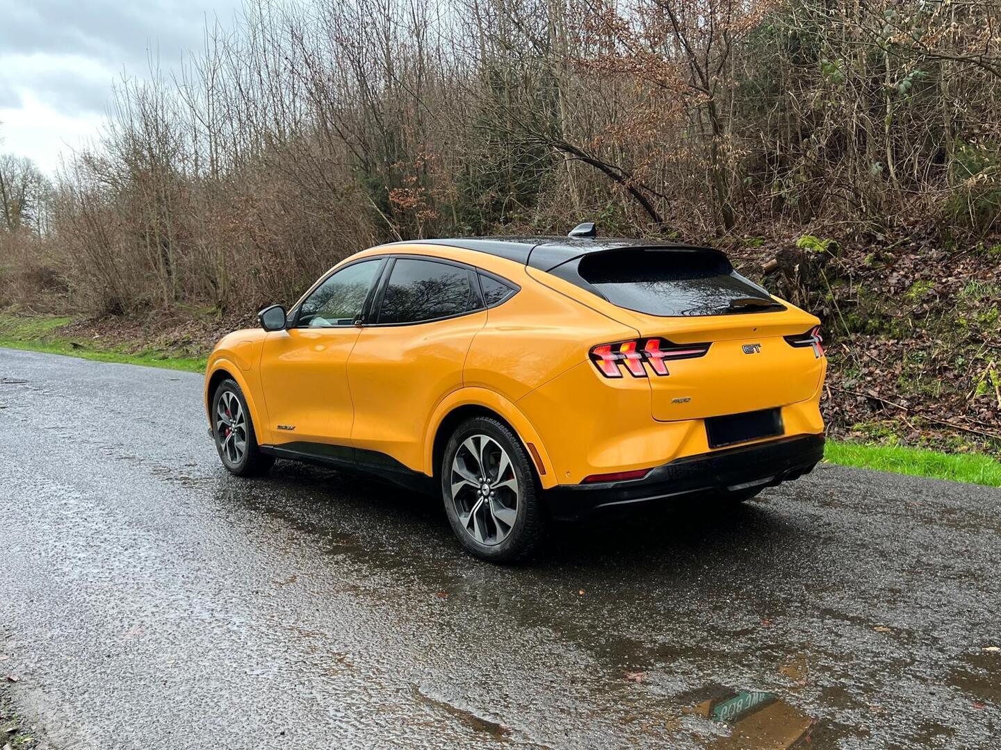 FORD MUSTANG MACH-E 2023