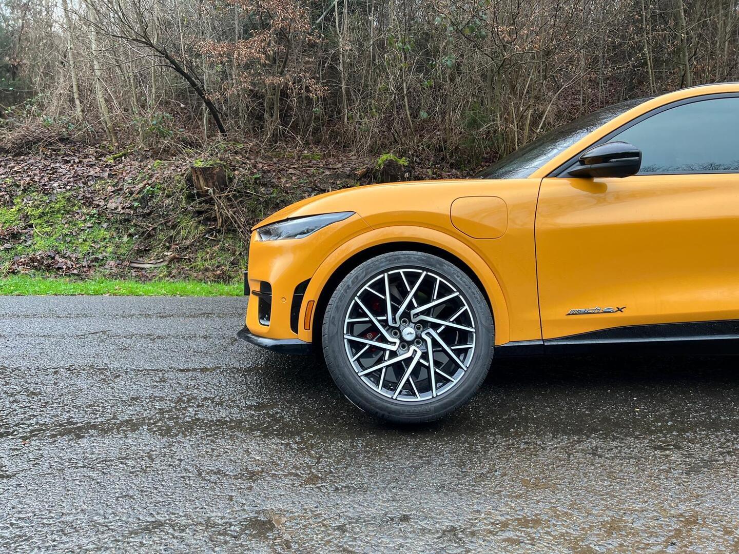 FORD MUSTANG MACH-E 2023