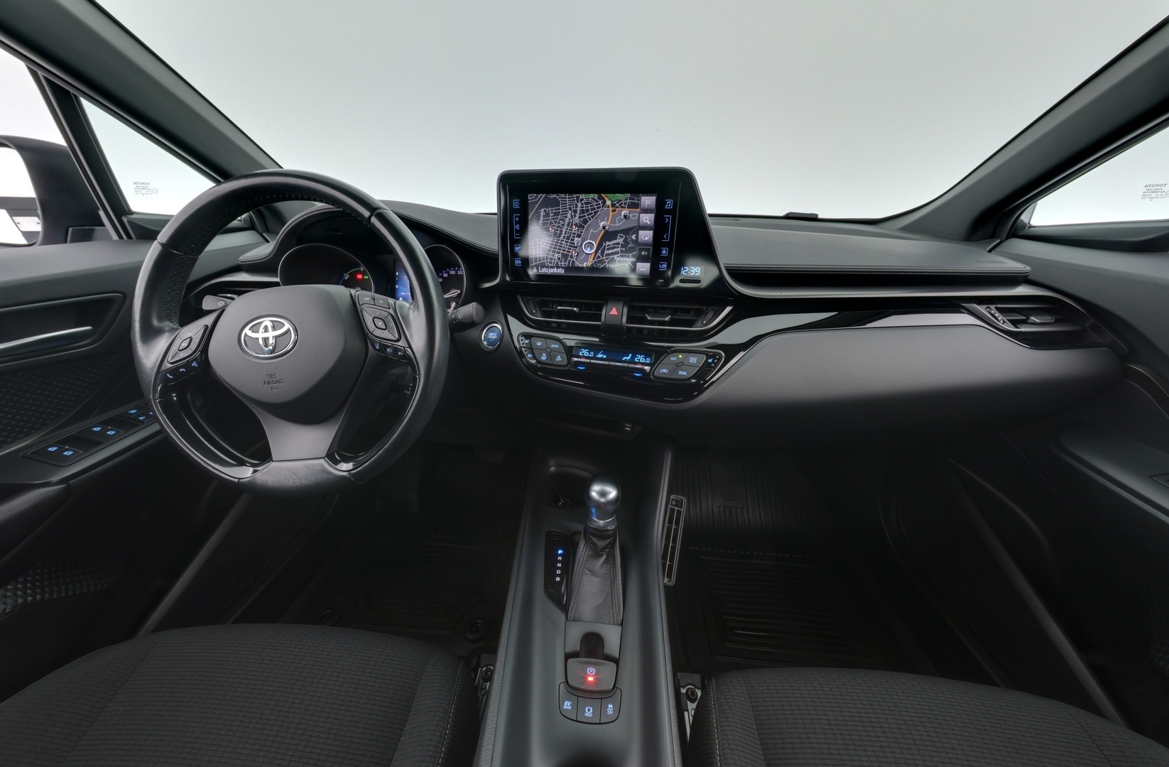 TOYOTA C-HR 2018