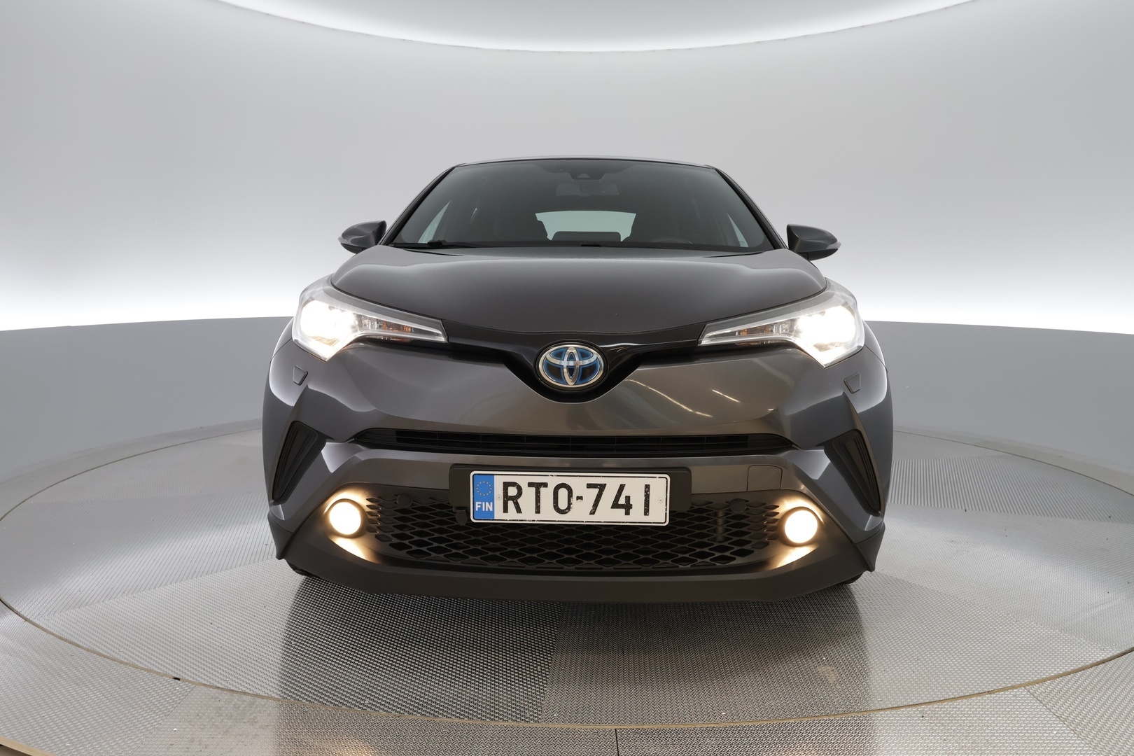 TOYOTA C-HR 2018