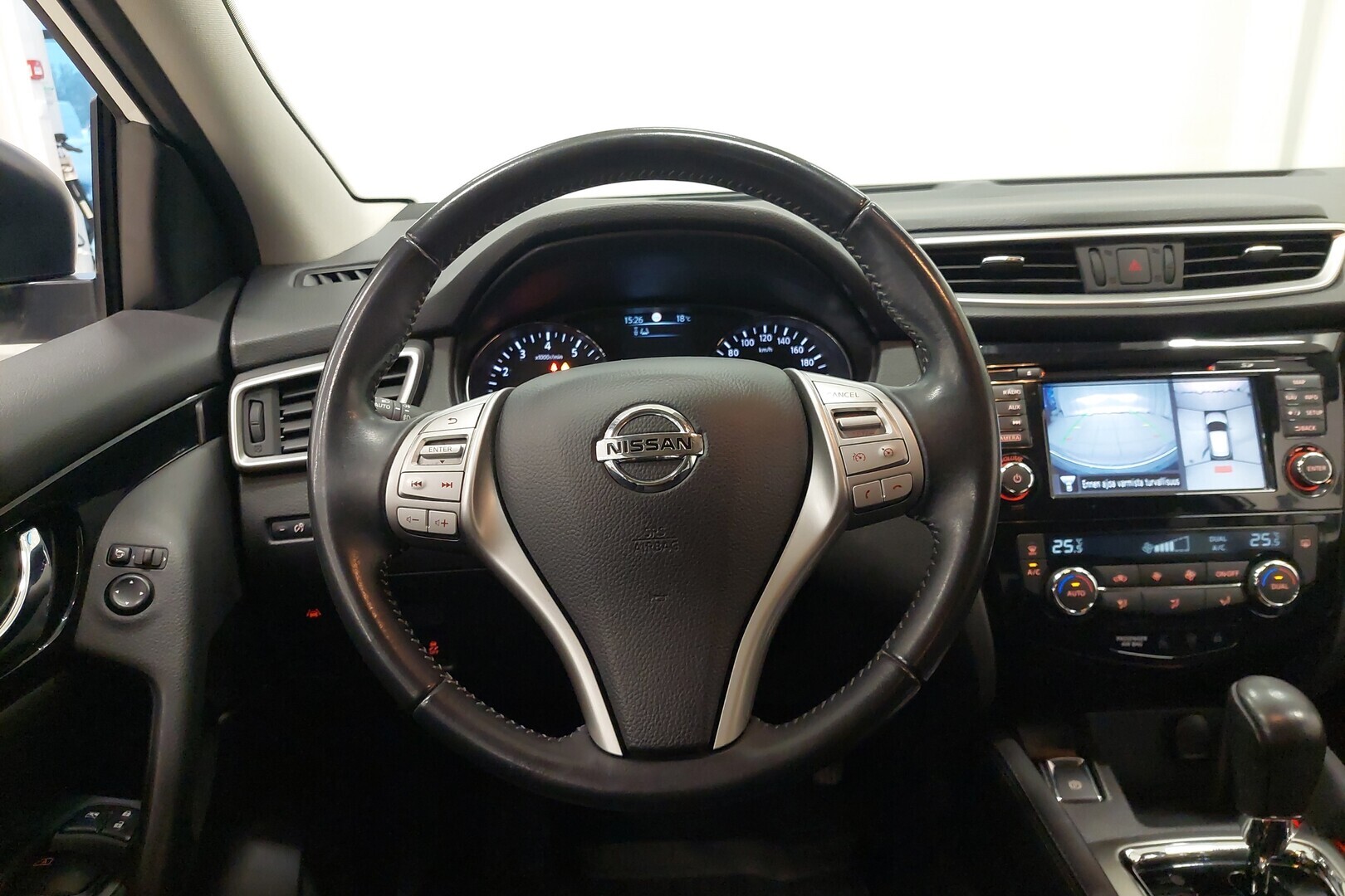 NISSAN Qashqai 2017