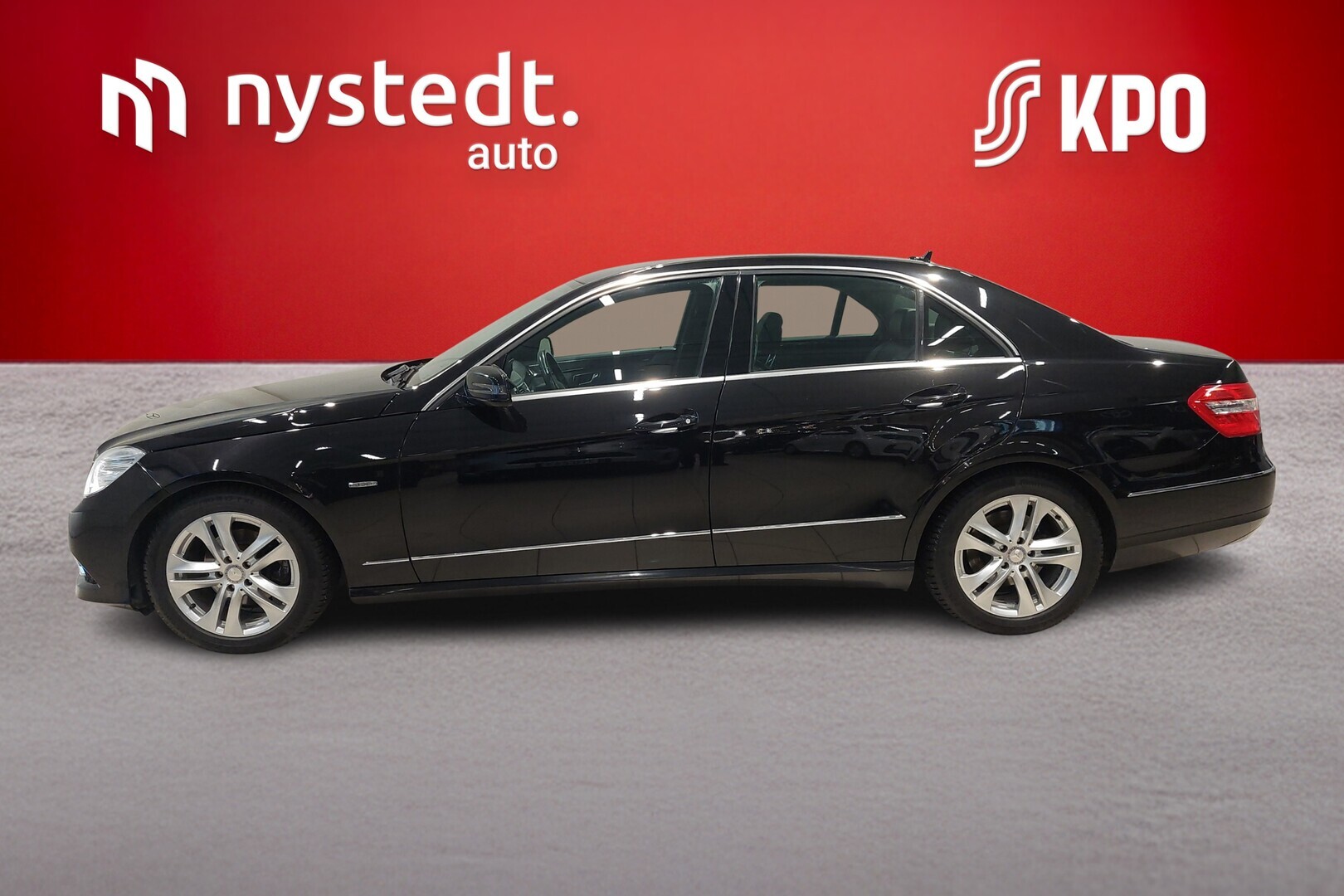 MERCEDES-BENZ E 2009