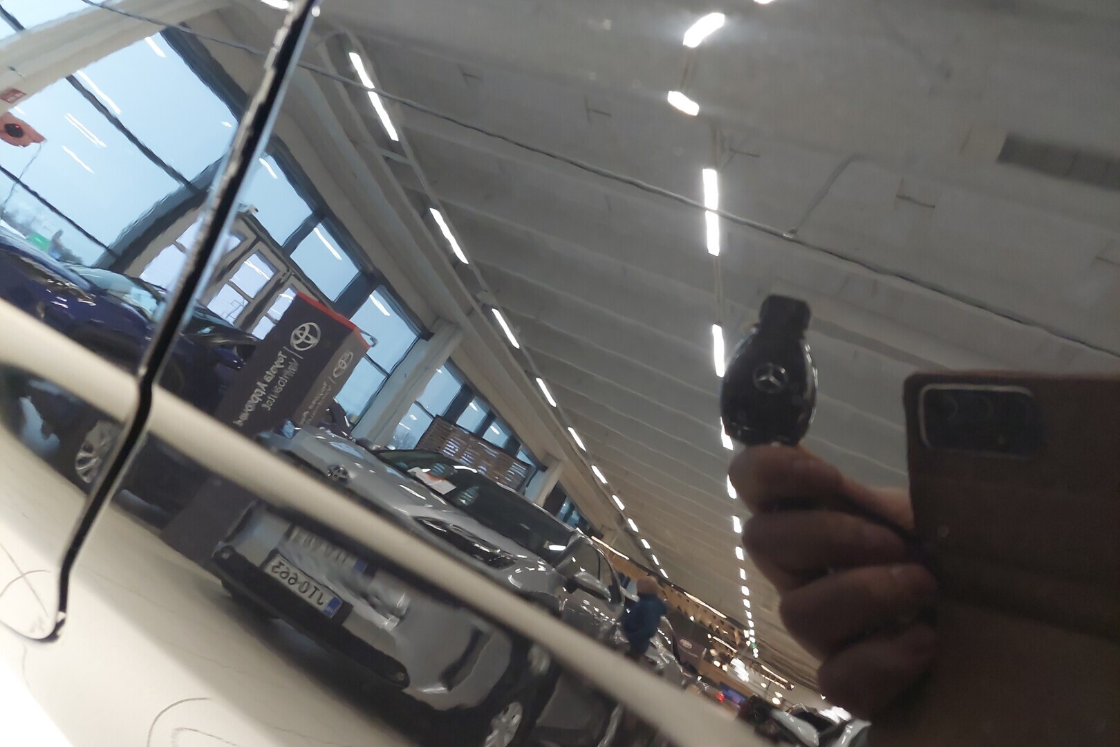 MERCEDES-BENZ E 2009