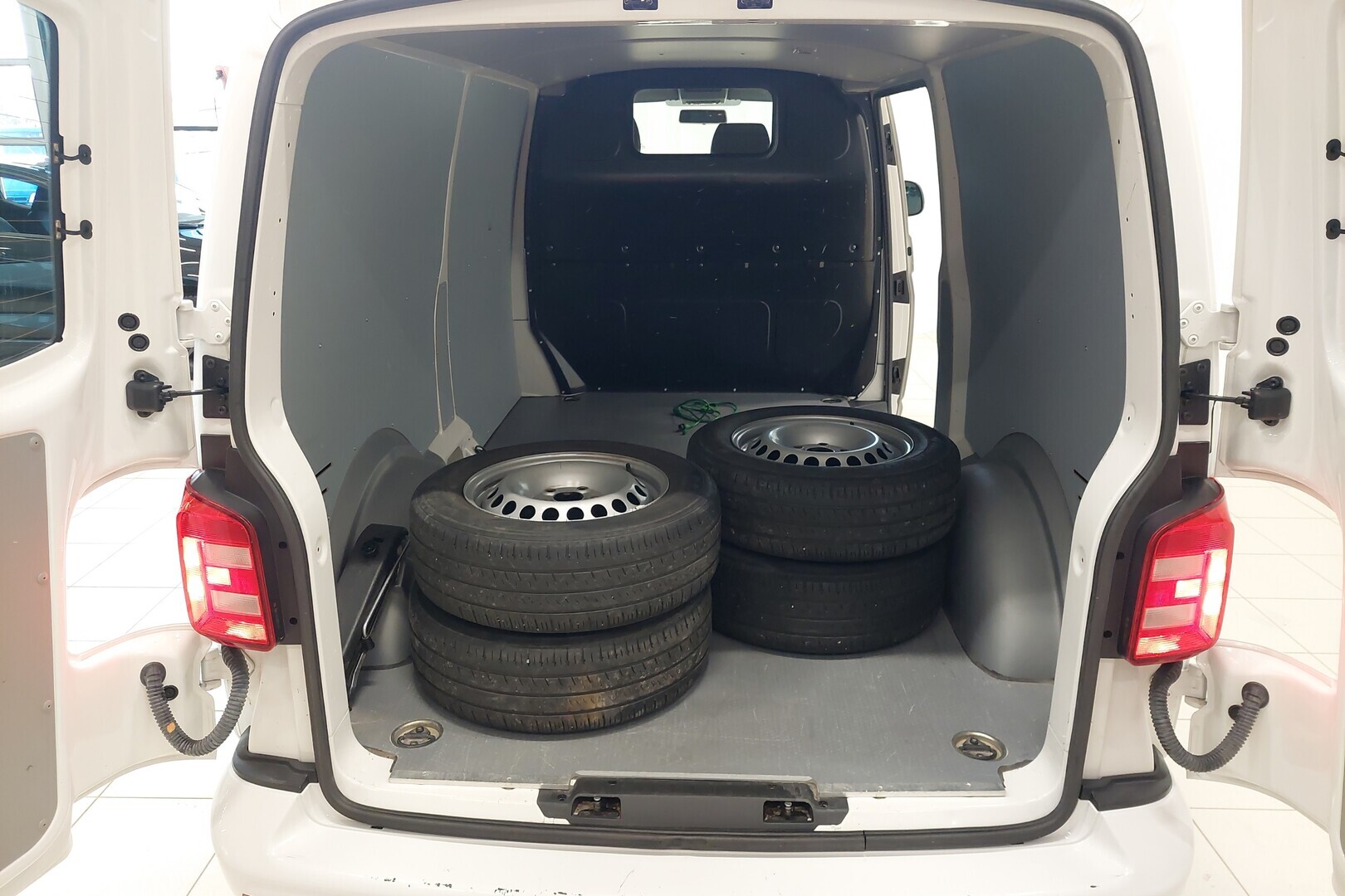 VOLKSWAGEN Transporter 2017