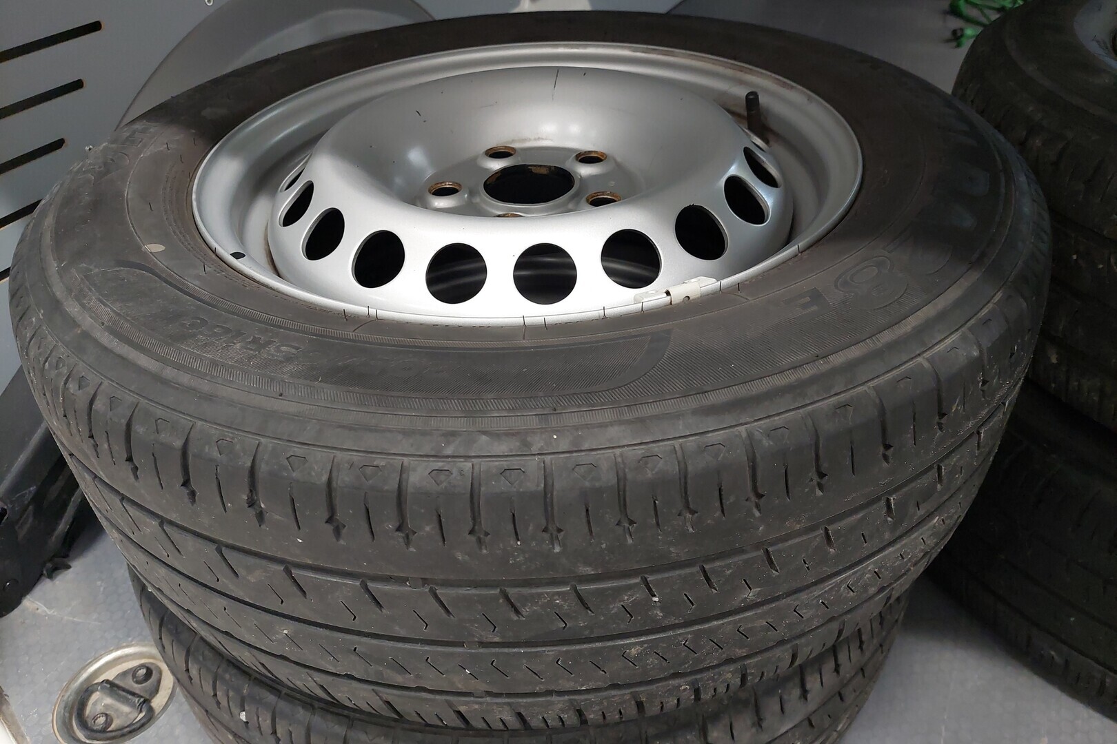 VOLKSWAGEN Transporter 2017