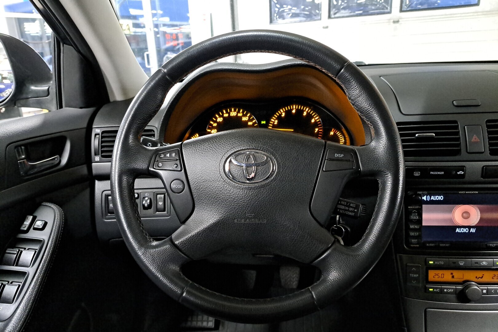 TOYOTA Avensis 2008