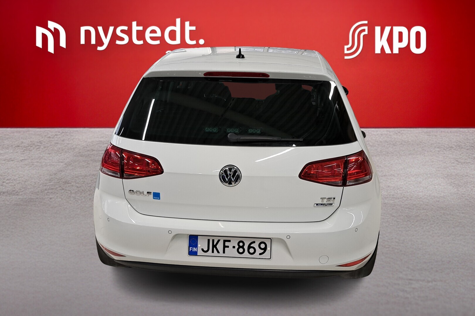 VOLKSWAGEN Golf 2016