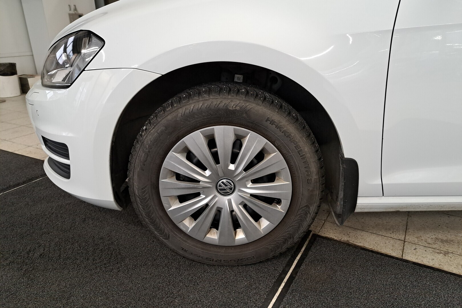 VOLKSWAGEN Golf 2016