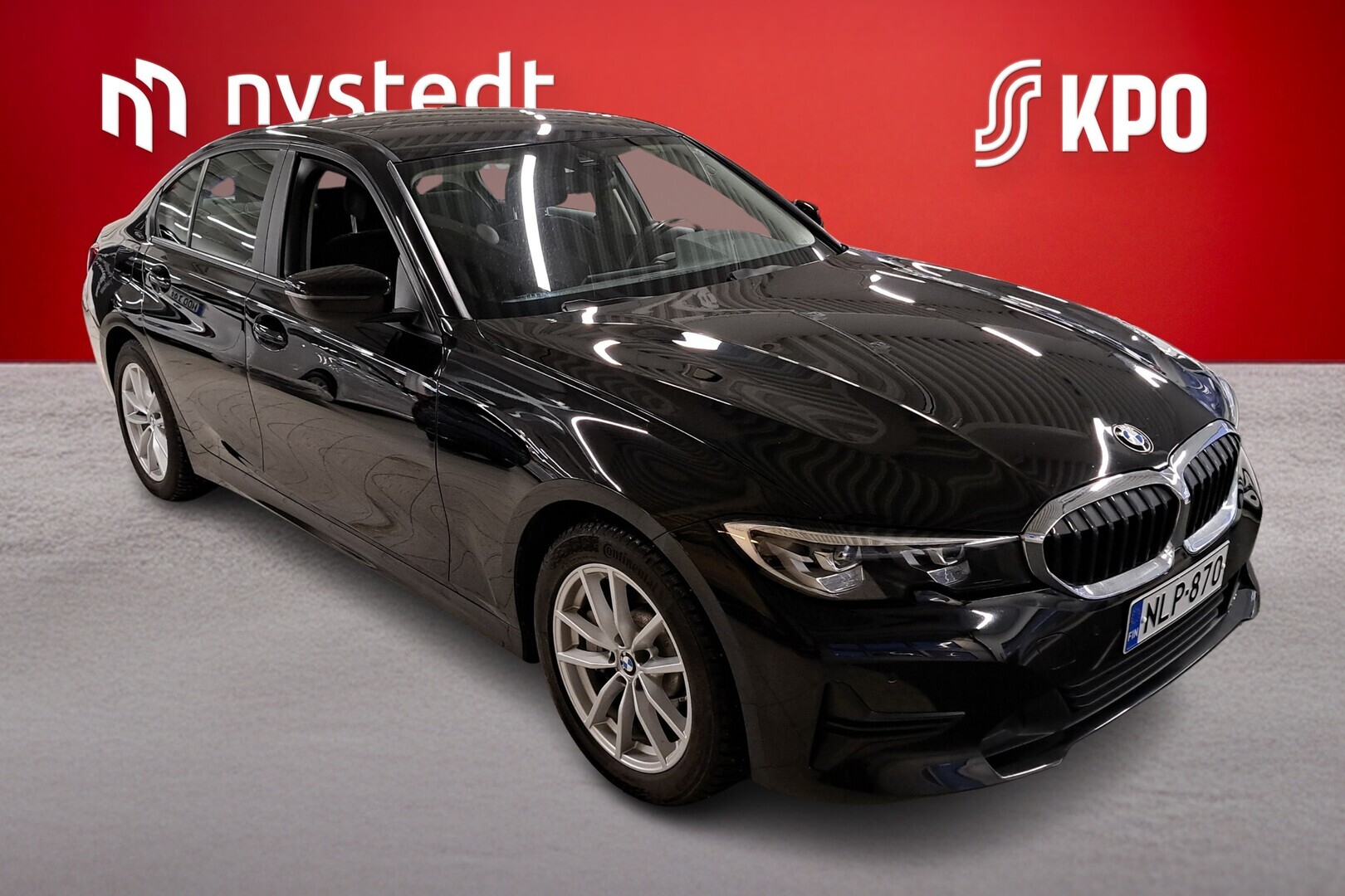BMW 330 2019