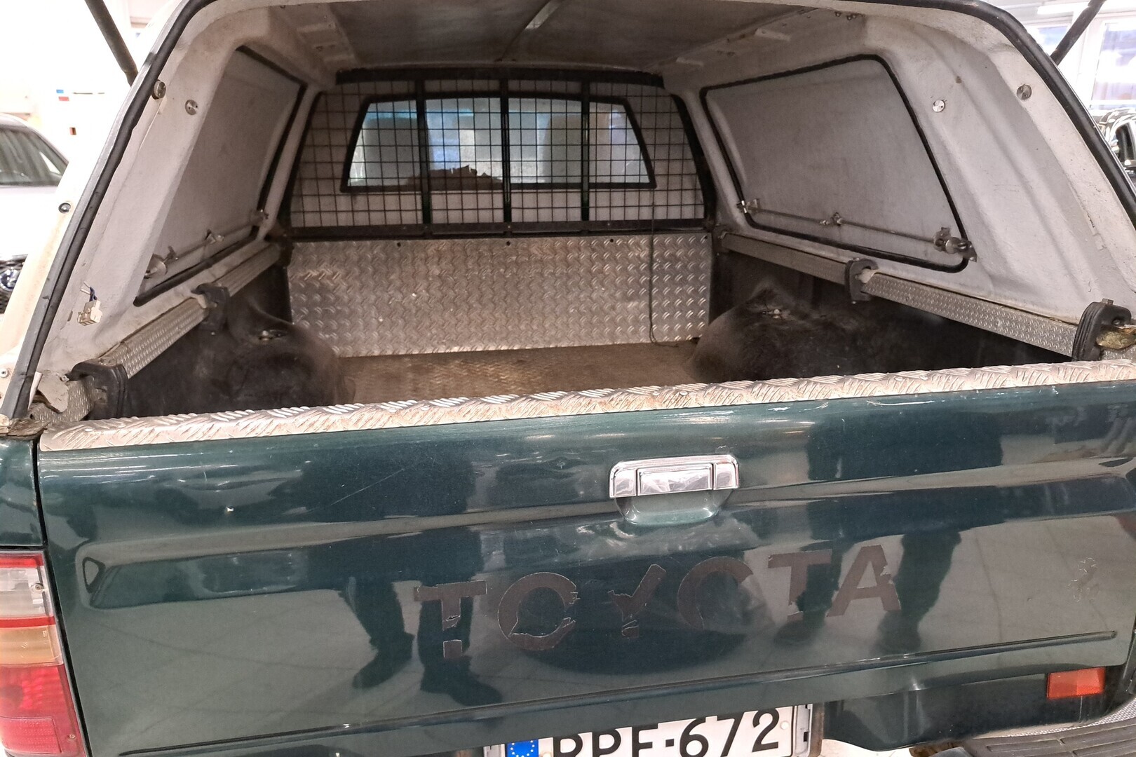 TOYOTA Hilux 2003