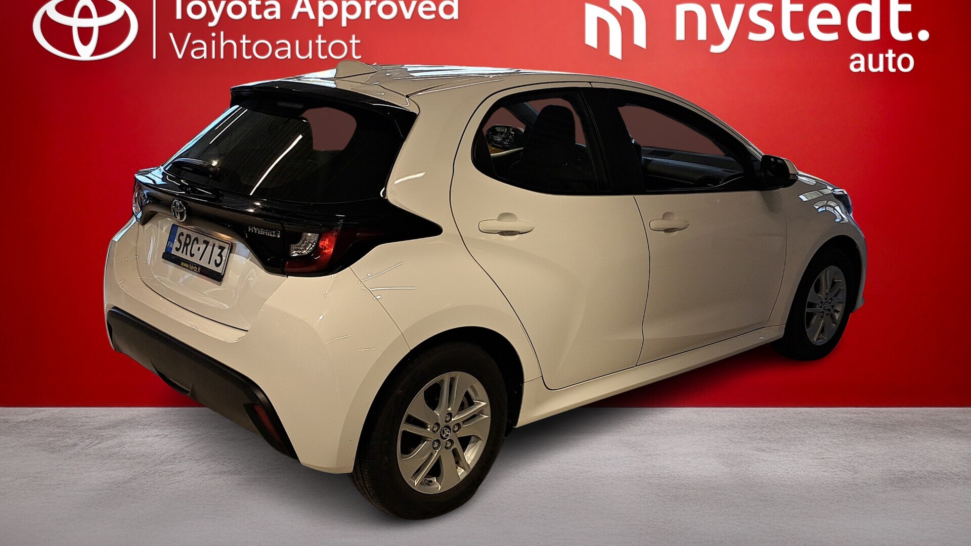 TOYOTA Yaris 2024