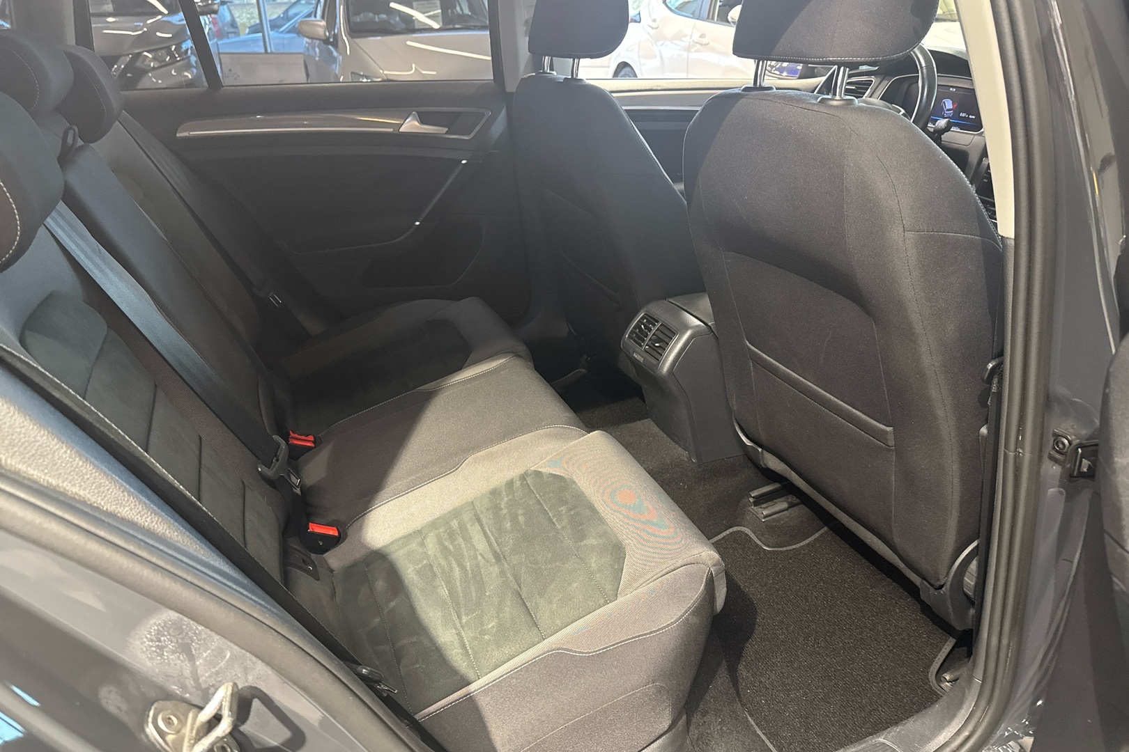 VOLKSWAGEN Golf 2020