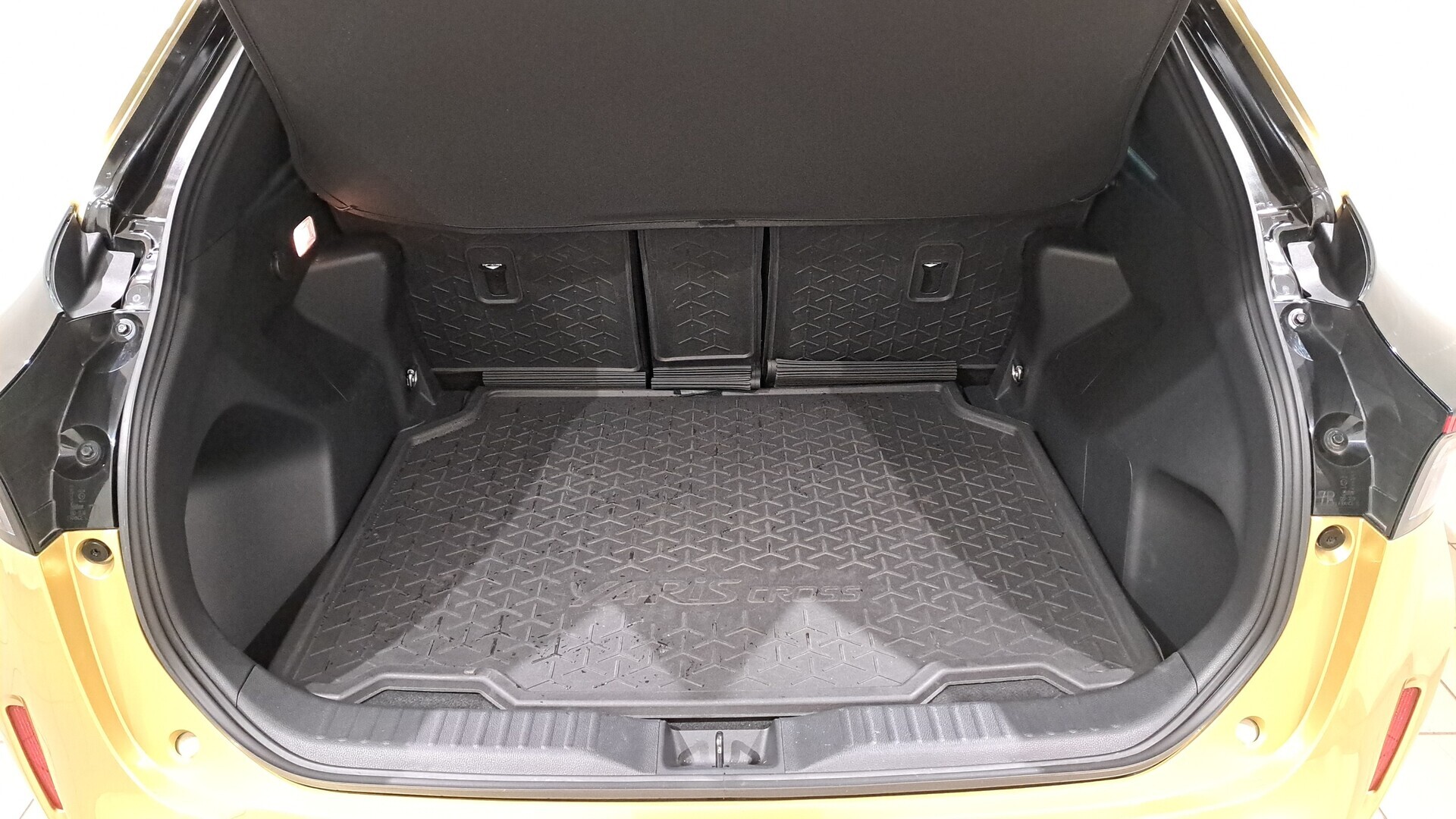 TOYOTA YARIS CROSS 2022