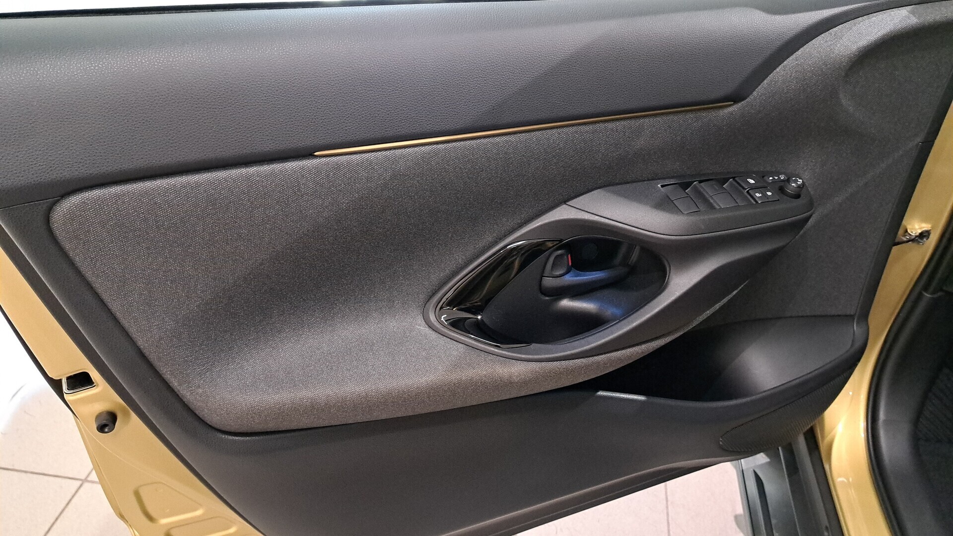 TOYOTA YARIS CROSS 2022