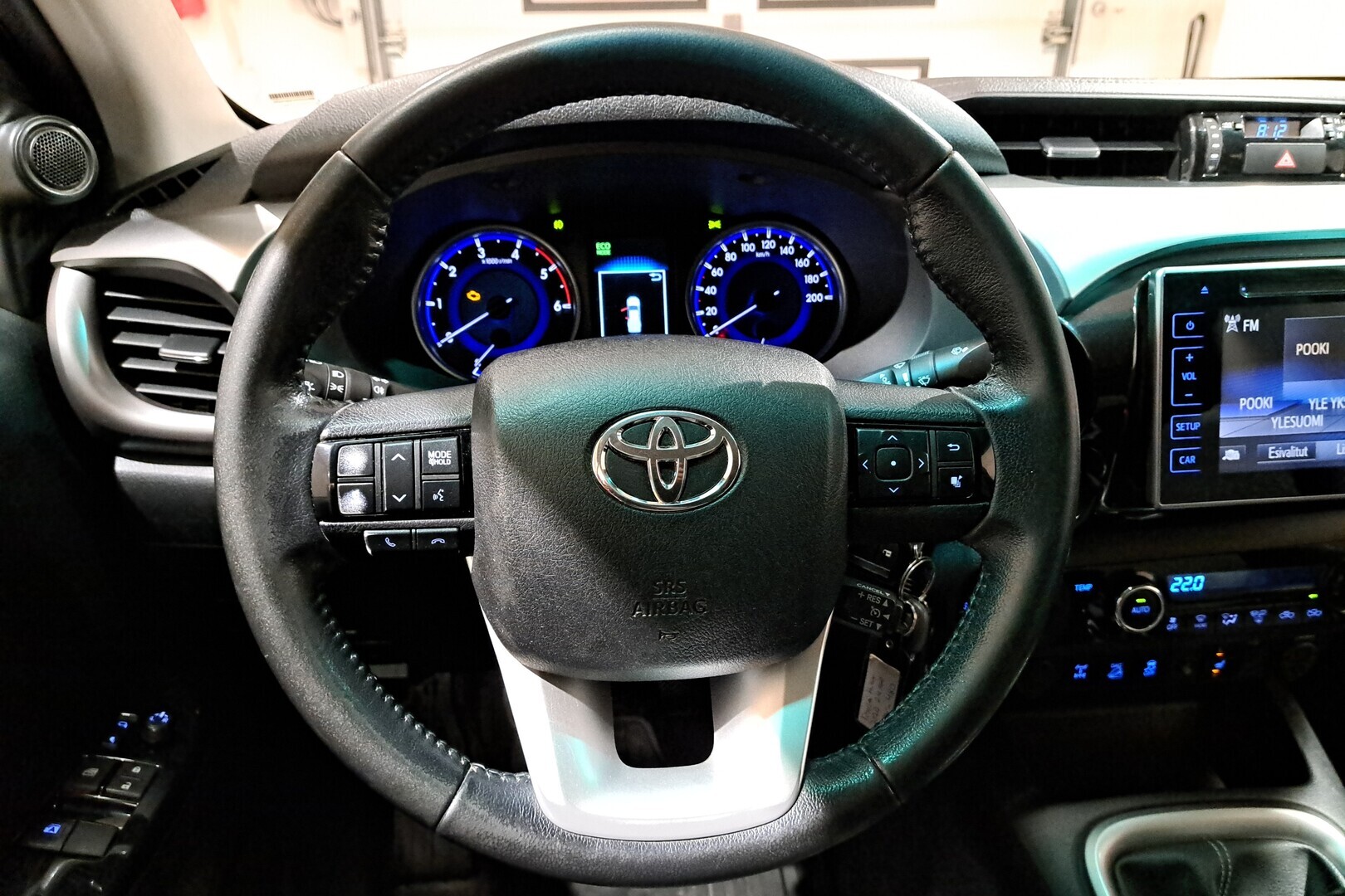TOYOTA Hilux 2020