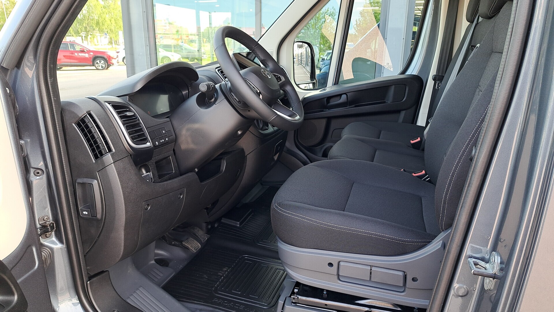 TOYOTA Proace MAX 2025