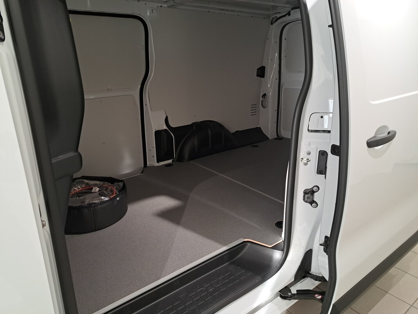 TOYOTA PROACE 10