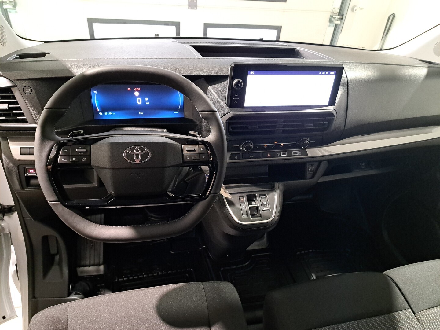 TOYOTA PROACE 11