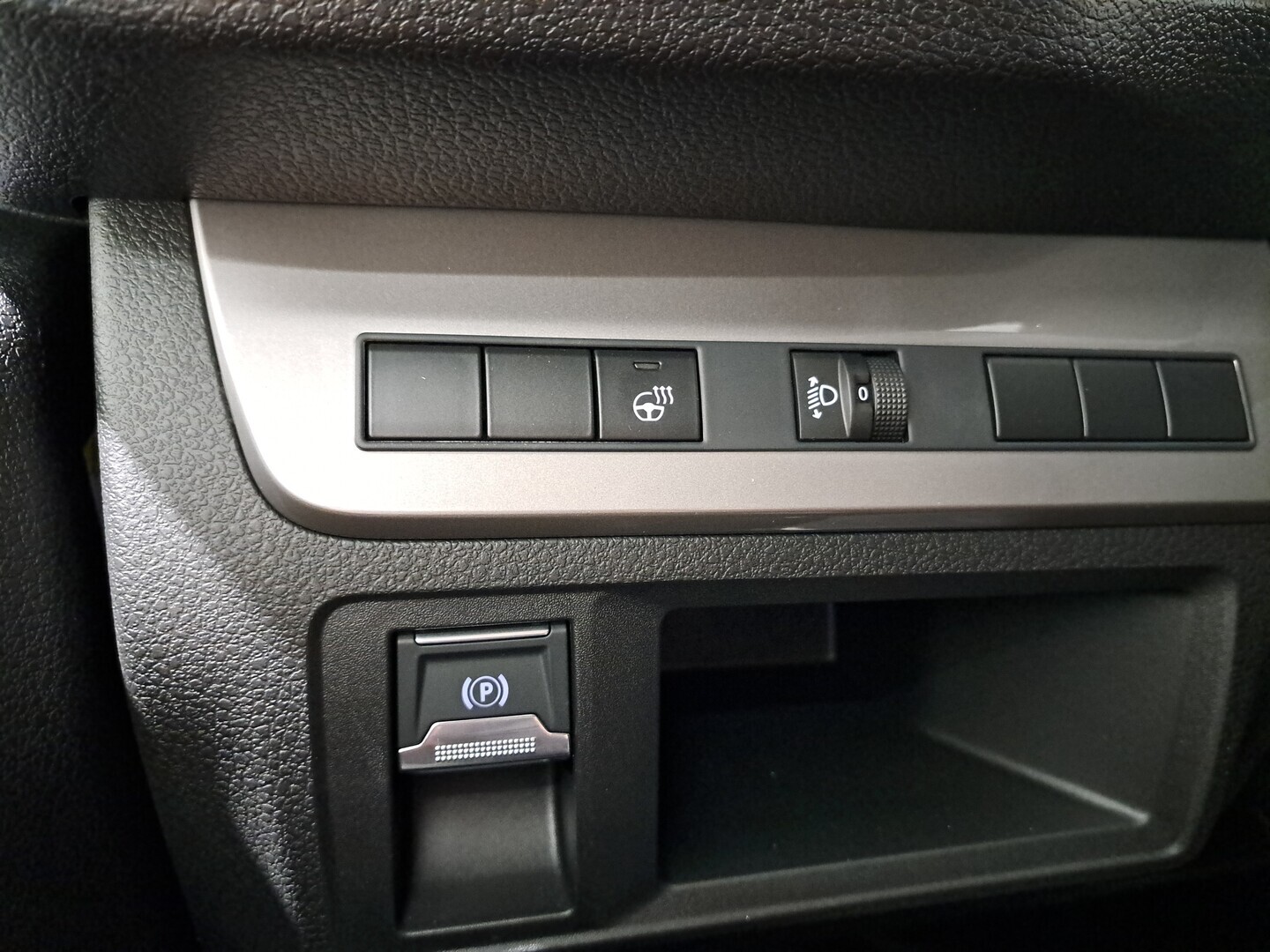 TOYOTA PROACE 13