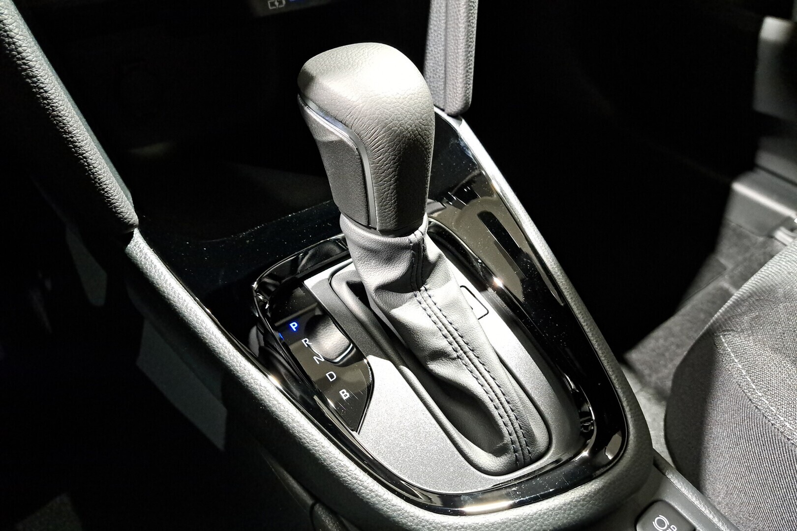 TOYOTA YARIS CROSS 2025