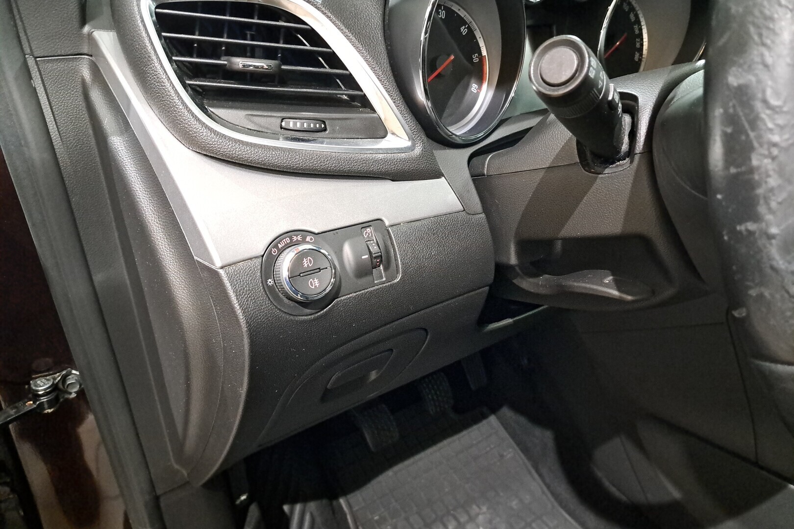 OPEL Mokka 2015