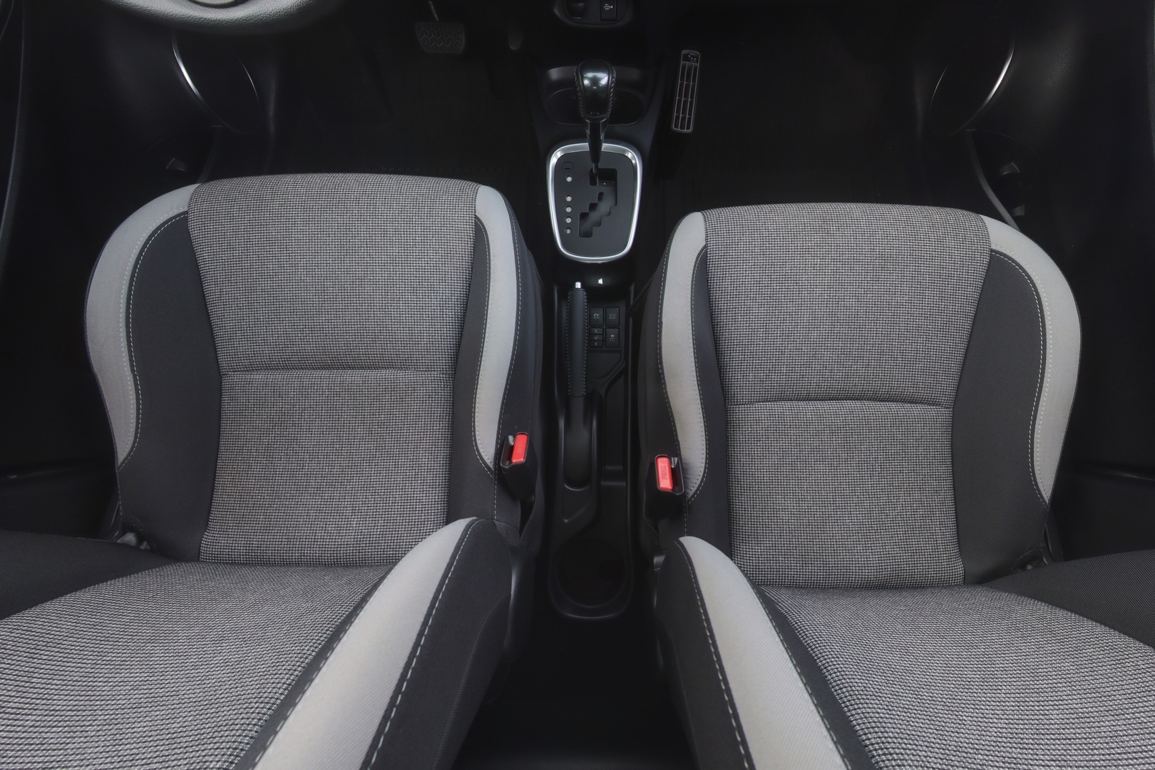 TOYOTA Yaris 2019