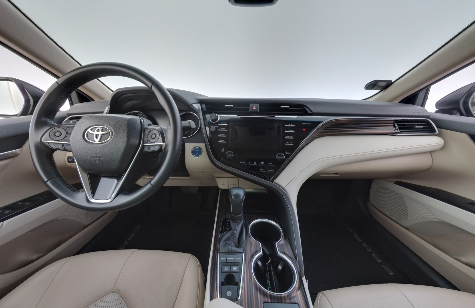 TOYOTA Camry 2019